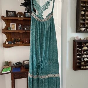 Elegant Lace Trim Teal Nightgown